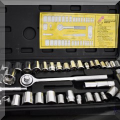 T05. Socket set.